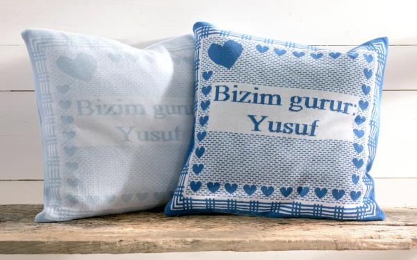 Kissenhülle KUSCHELMICH in 7 Farben mit Spruch ca. 40 x 40 cm